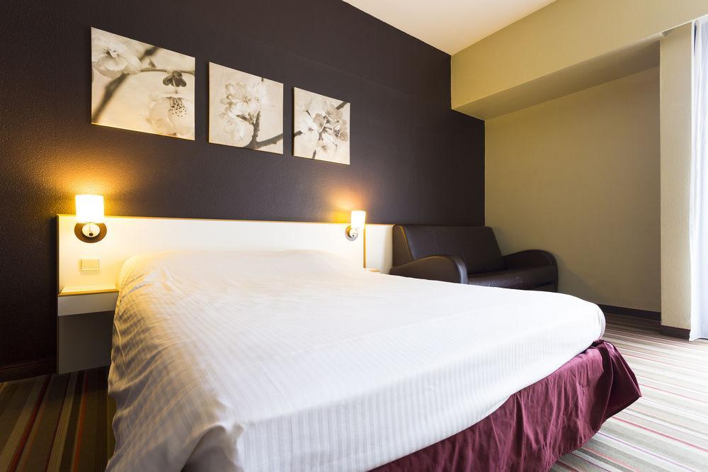 Hampton'S Hotel Namur Wépion Exteriör bild